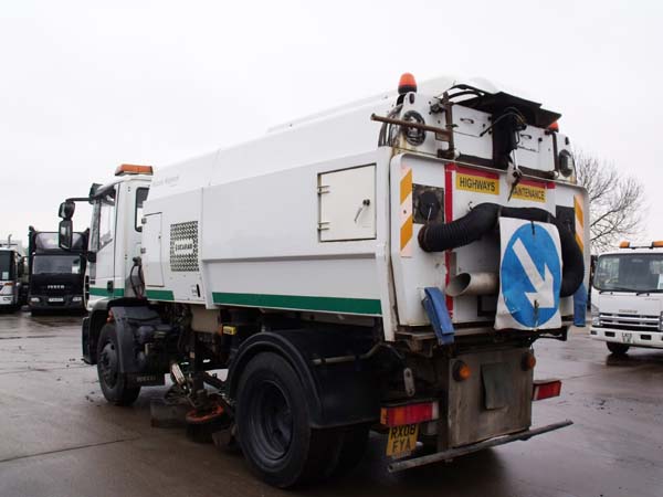 Ref: 108 - 2008 Iveco Scarab Magnum  Road sweeper For Sale